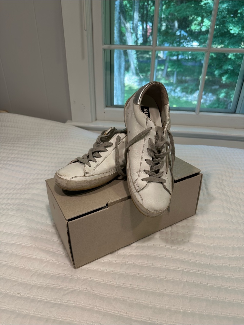 Golden Goose Sneakers